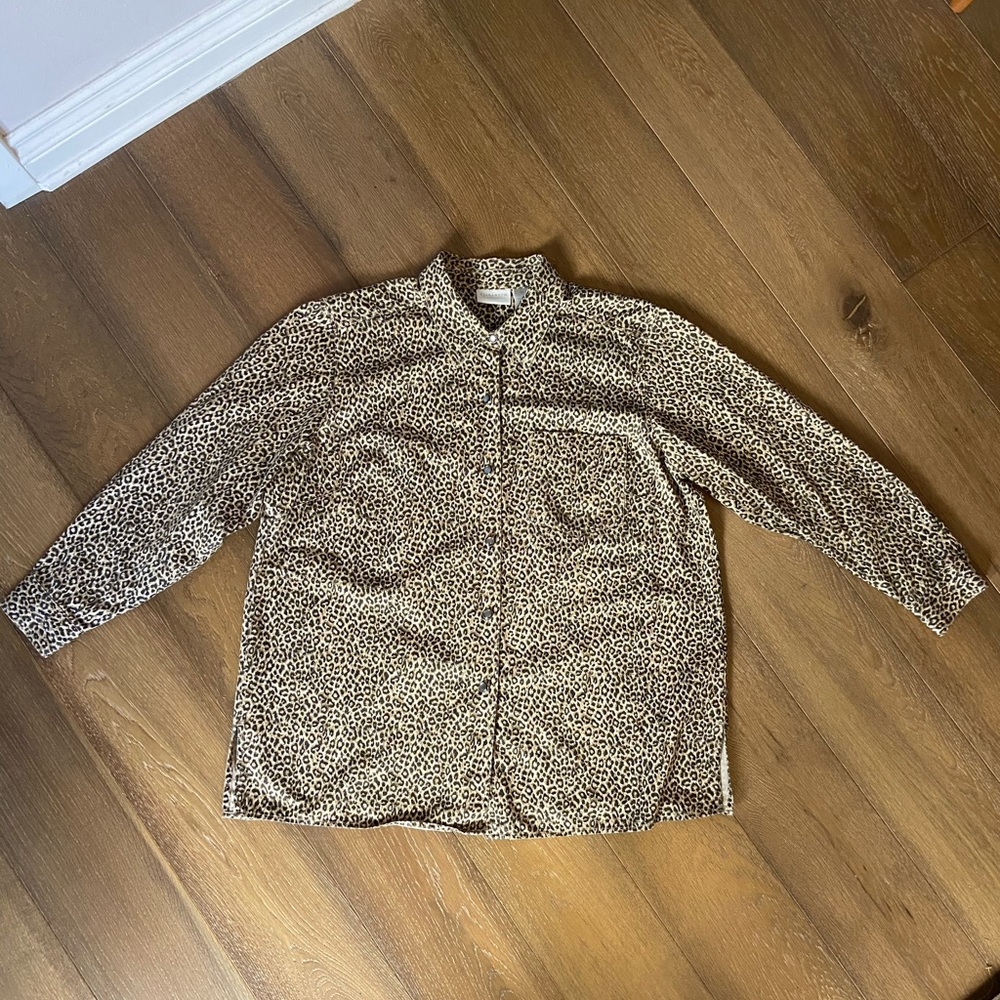 Leopard print button down - Picture 5 of 5